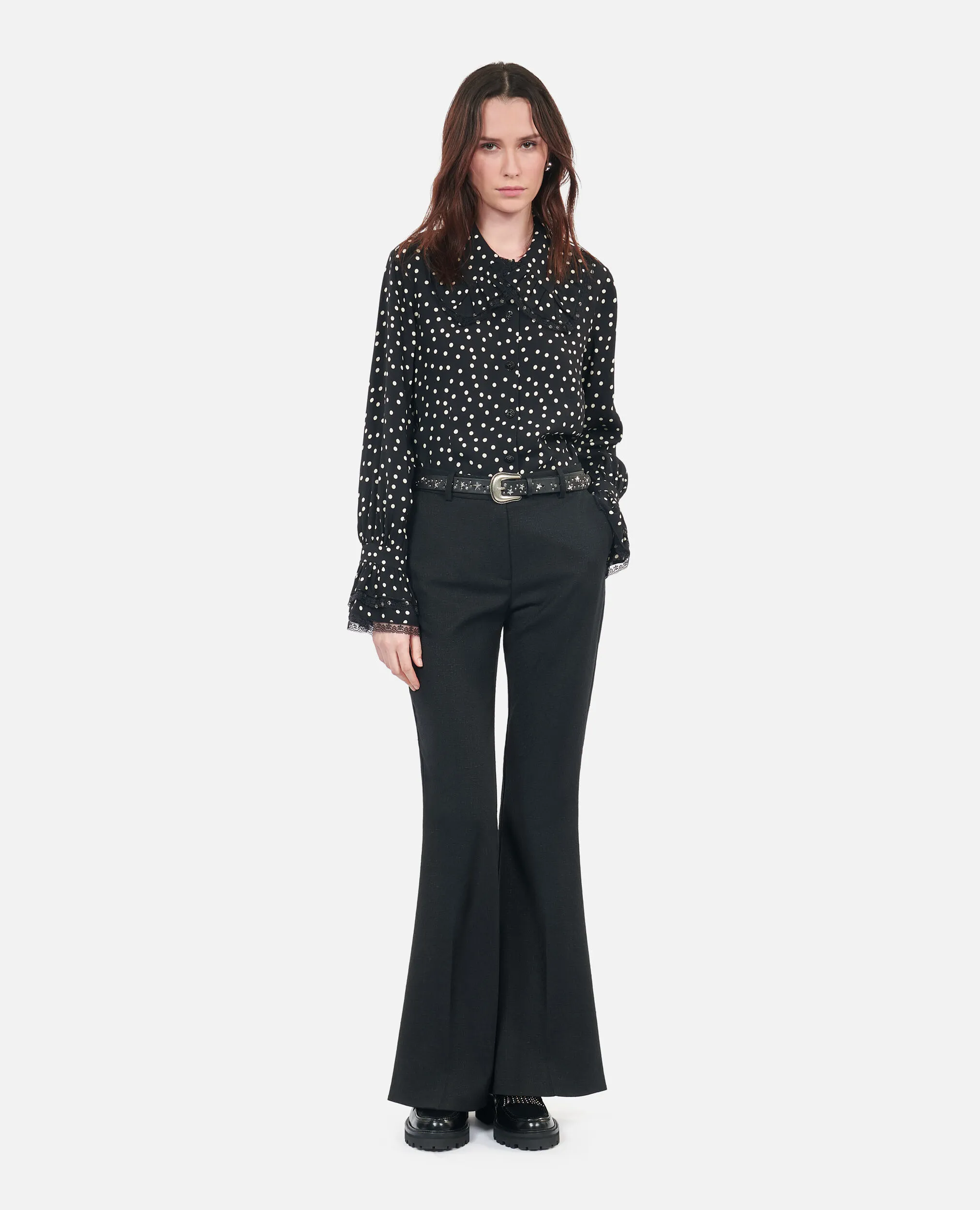 Camisa negra lunares