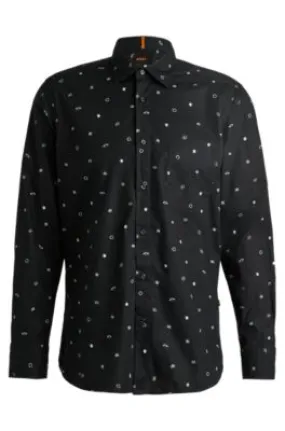 Camisa regular fit en popelín de algodón estampado