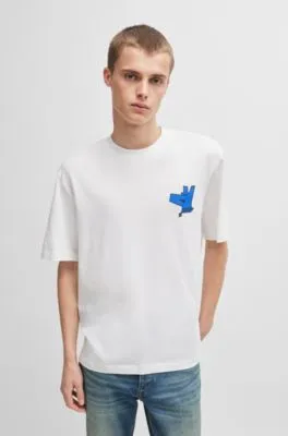 Camiseta de punto de algodón con cuello redondo y logo de temporada