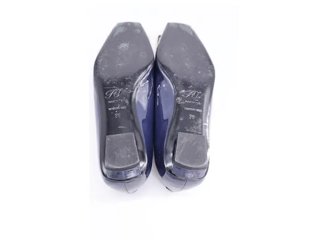 Roger Vivier Bailarinas Belle Vivier con hebilla metálica en charol azul marino 